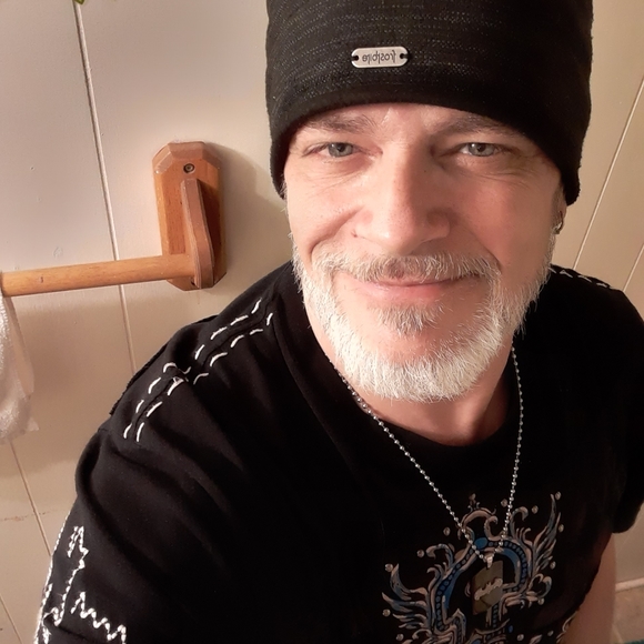 Meet your Posher, Dan - Picture 2 of 2